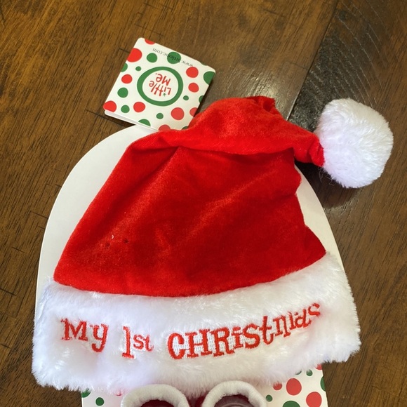 Holiday Hat with Faux Fur Trim & Booties Set - Picture 4 of 4